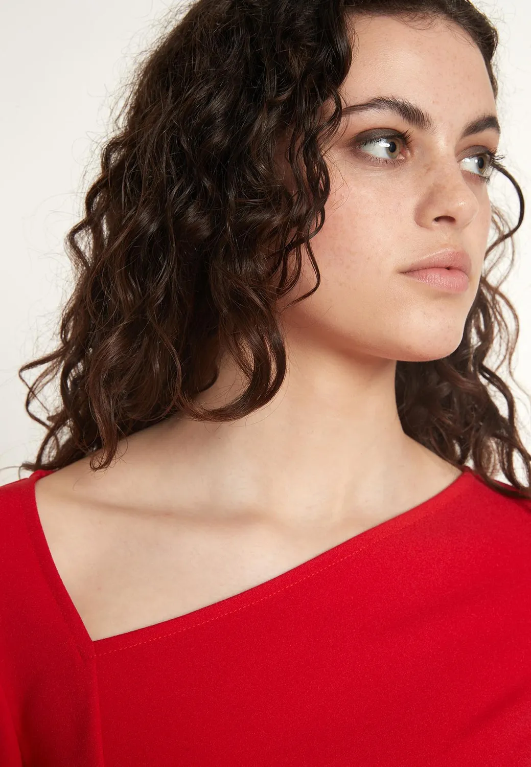 Ana Alcazar Oktasa abito tubino midi rosso ciliegia