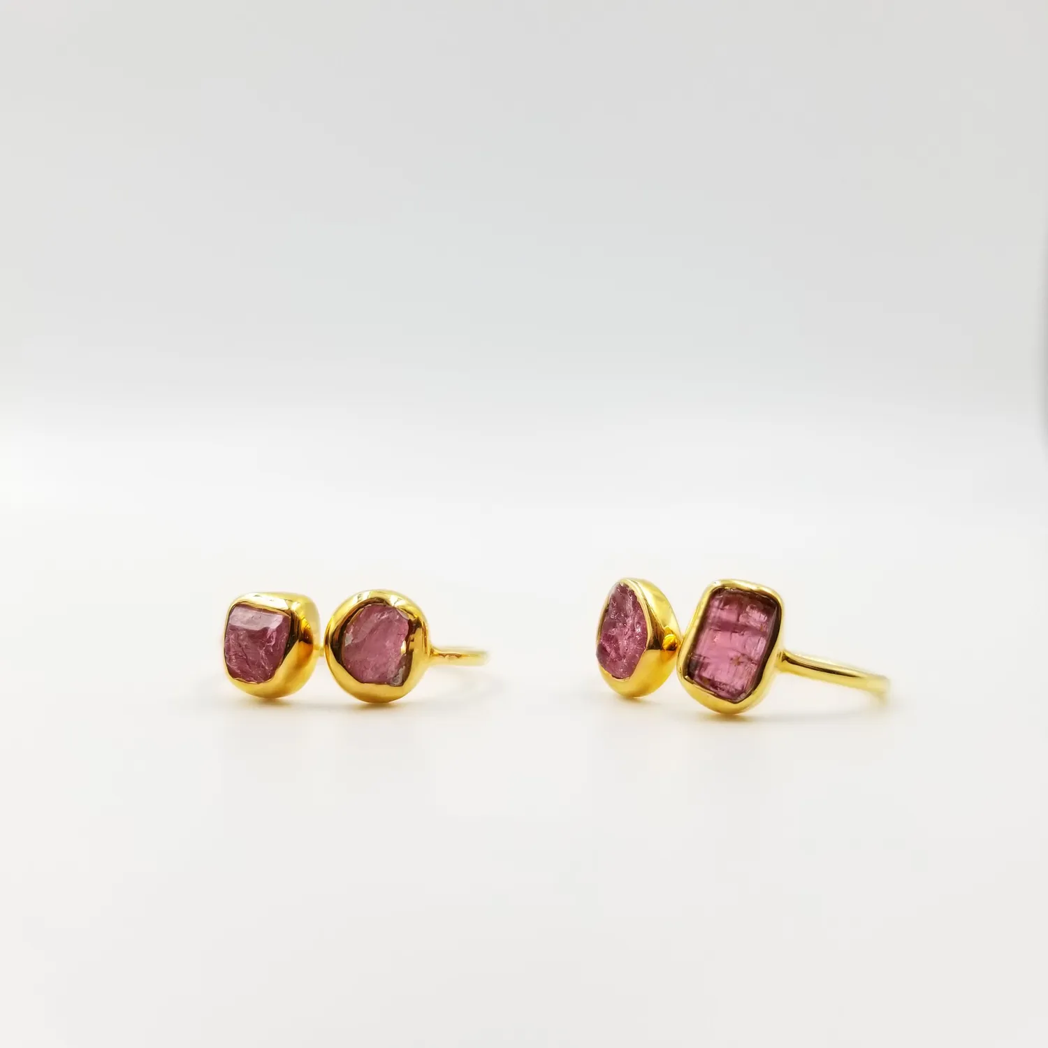 Our Dve 2 Stone Ruby anello argento rubino oro