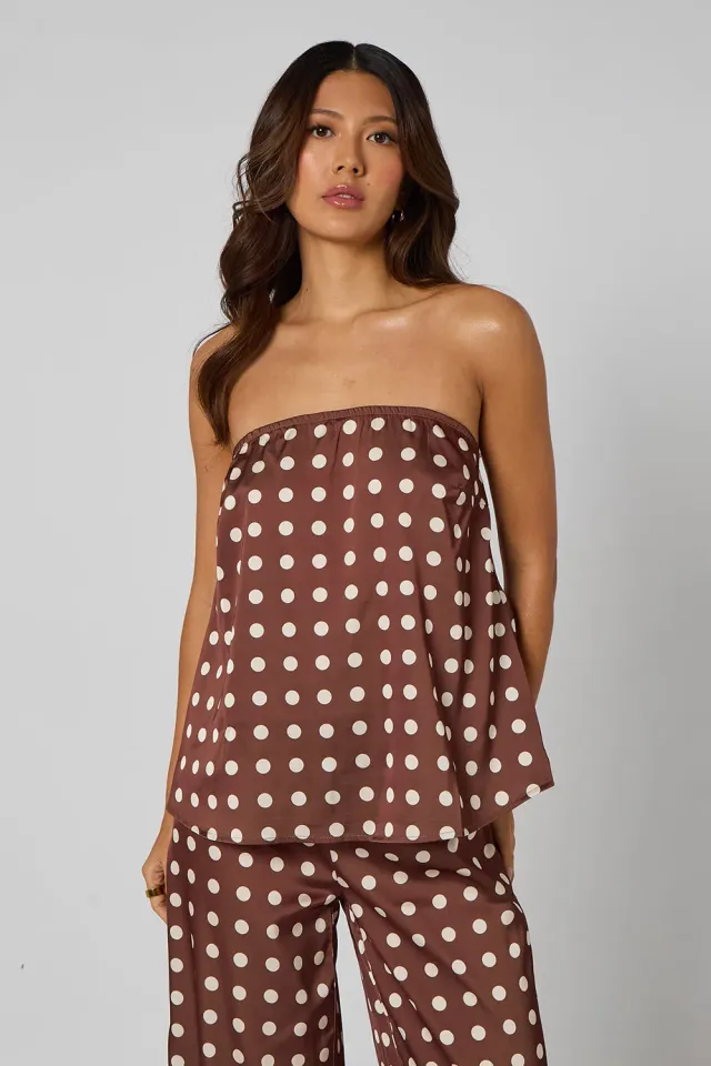 Urban Bliss Spot Bow Back top cioccolato a pois
