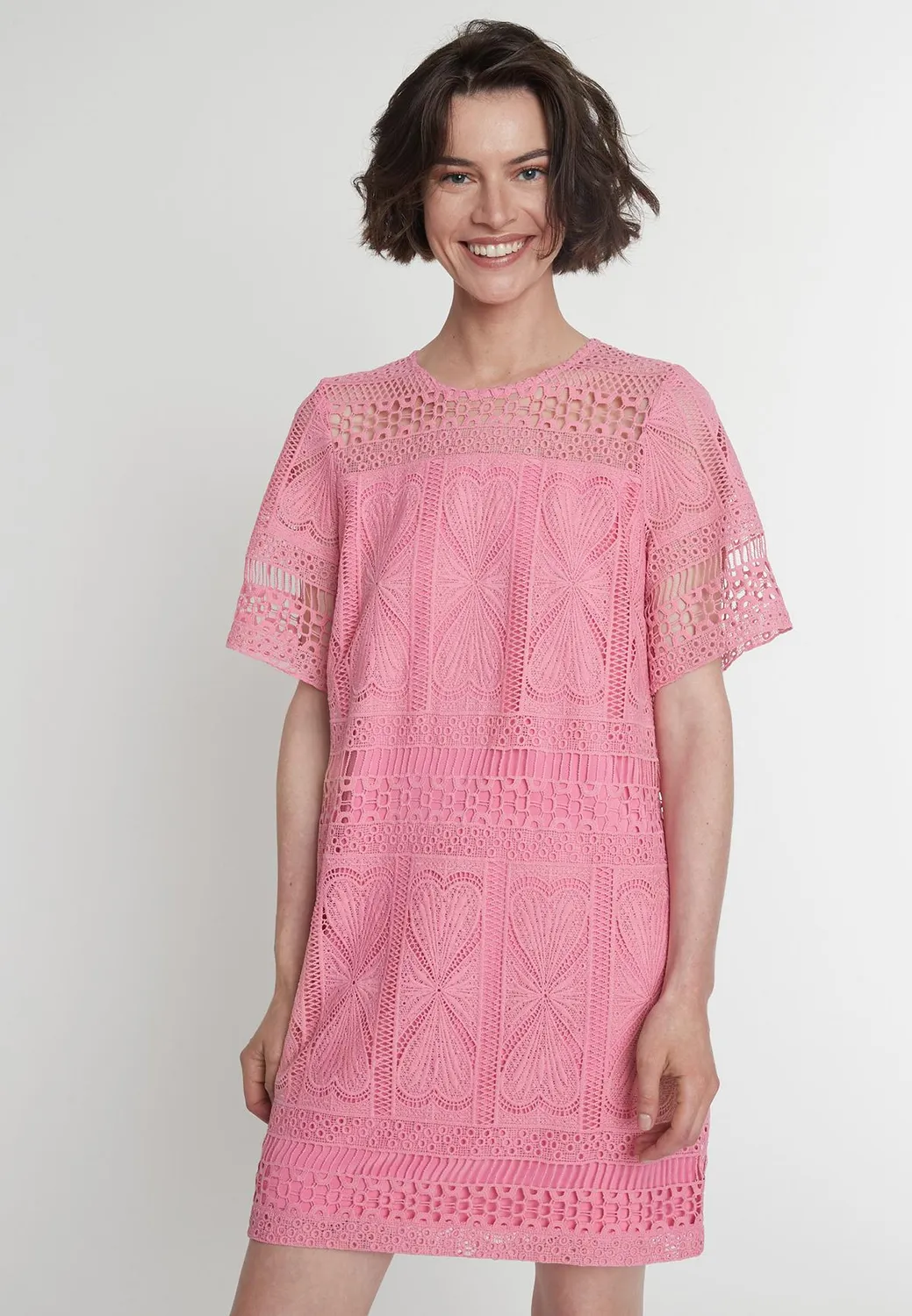Ana Alcazar Padli abito in pizzo rosa corto