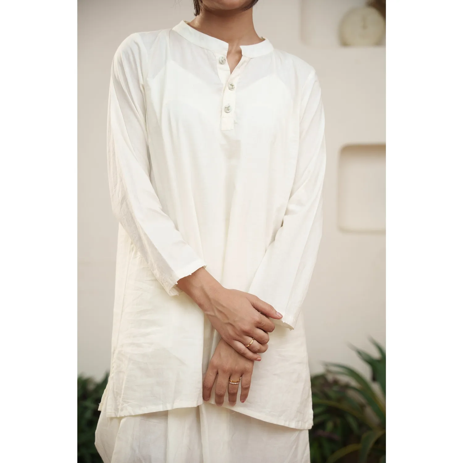 Our Dve Capsule 12 top beige collo alto 28 pollici