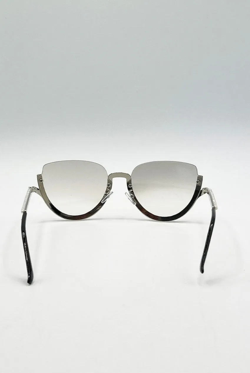 SVNX SG2503321 occhiali da sole argento lenti grigie