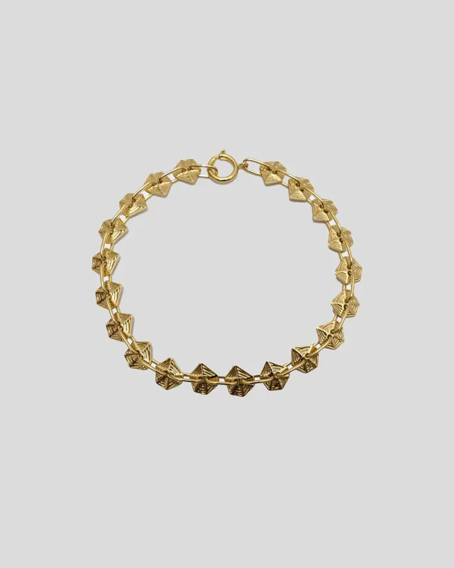 Violante Nessi Vera collana oro maglie ottone incise