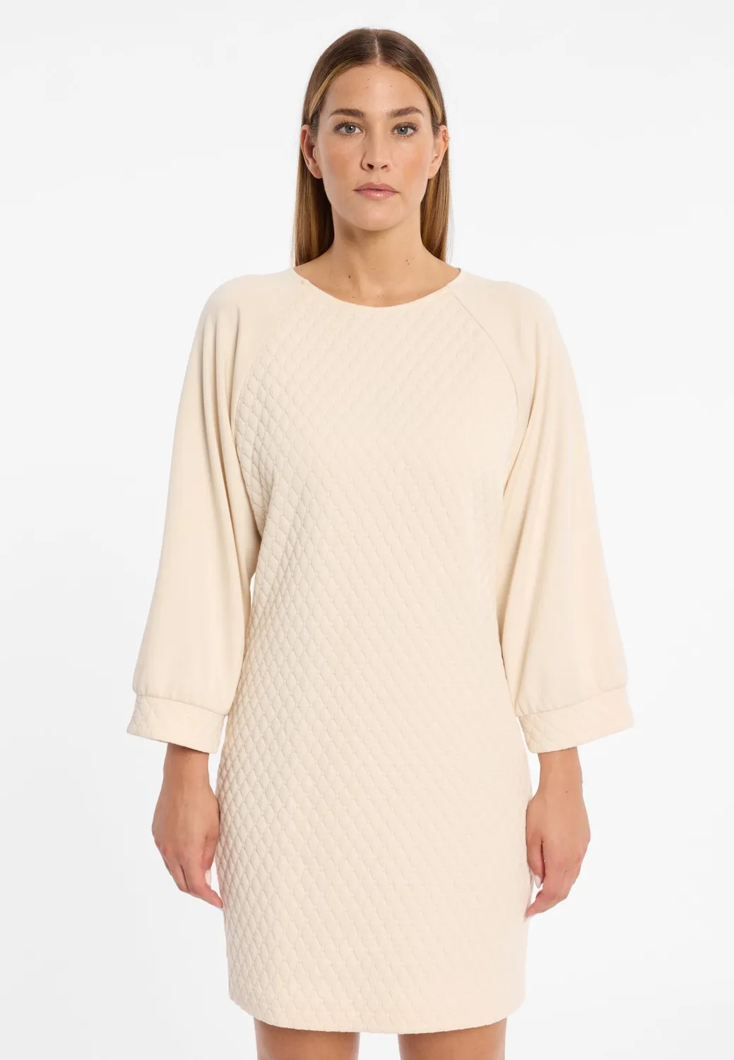 Ana Alcazar Adlasa abito oversize panna corto