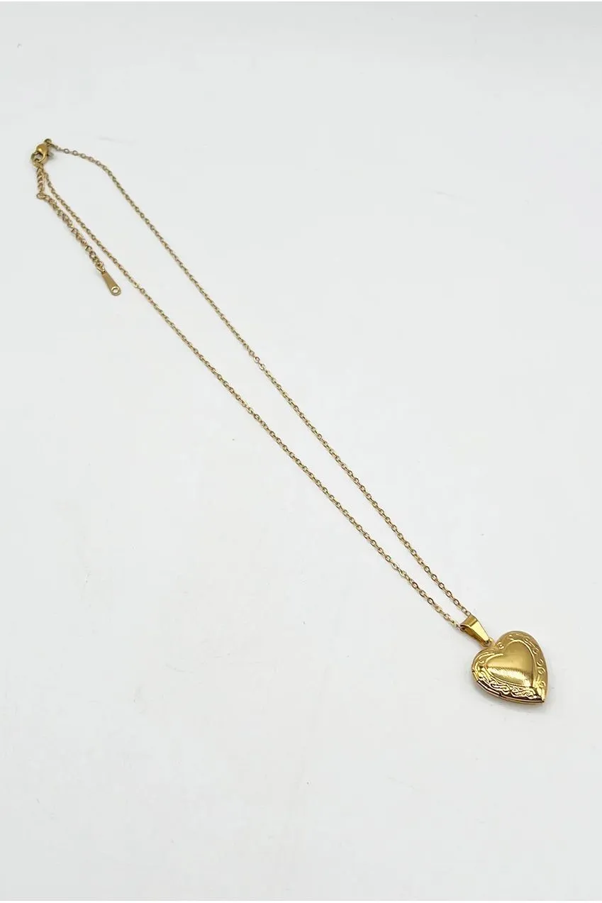 SVNX Large Heart Locket Collana Cuore Oro Acciaio