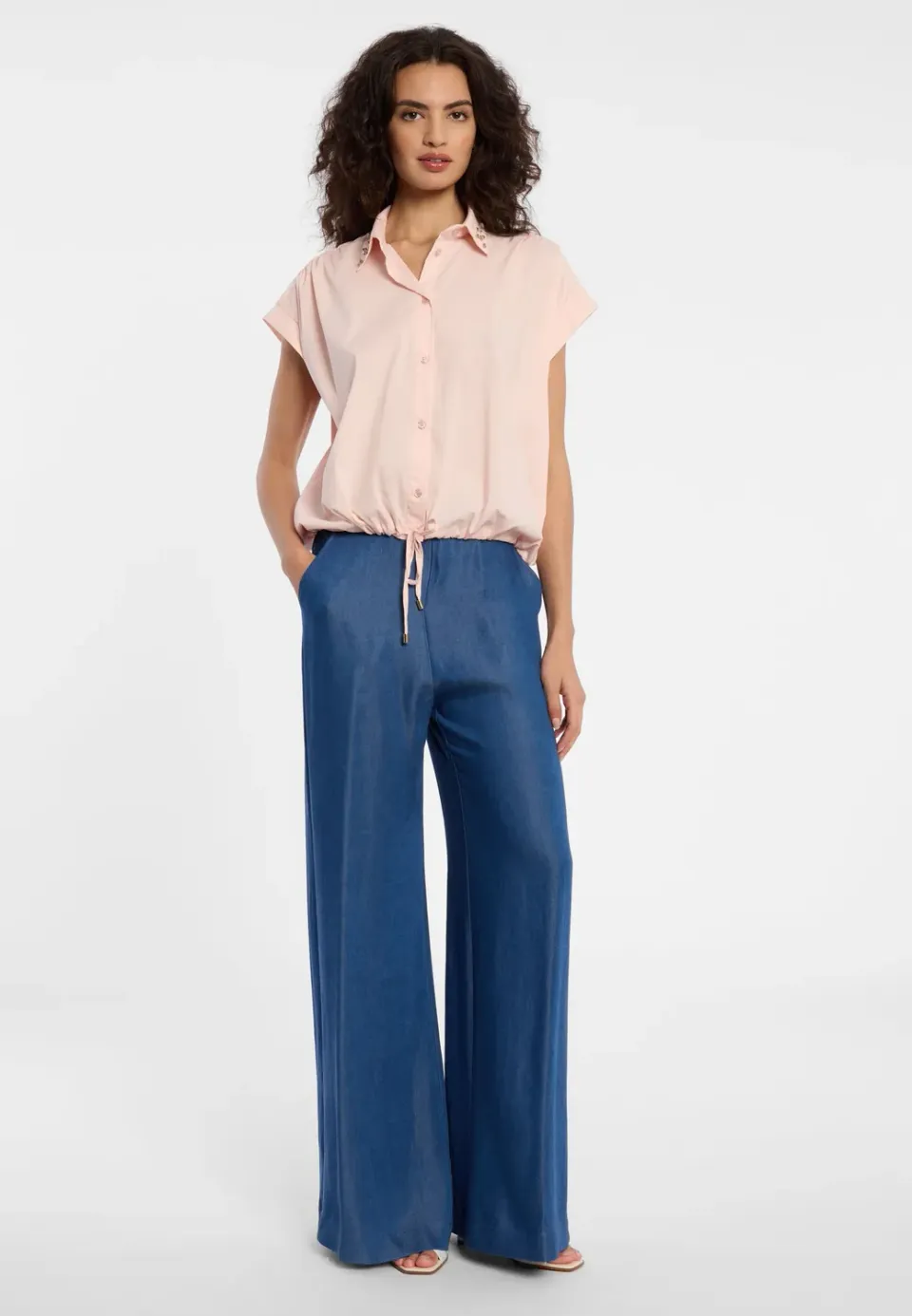 Ana Alcazar Dozai blusa rosa estiva con strass