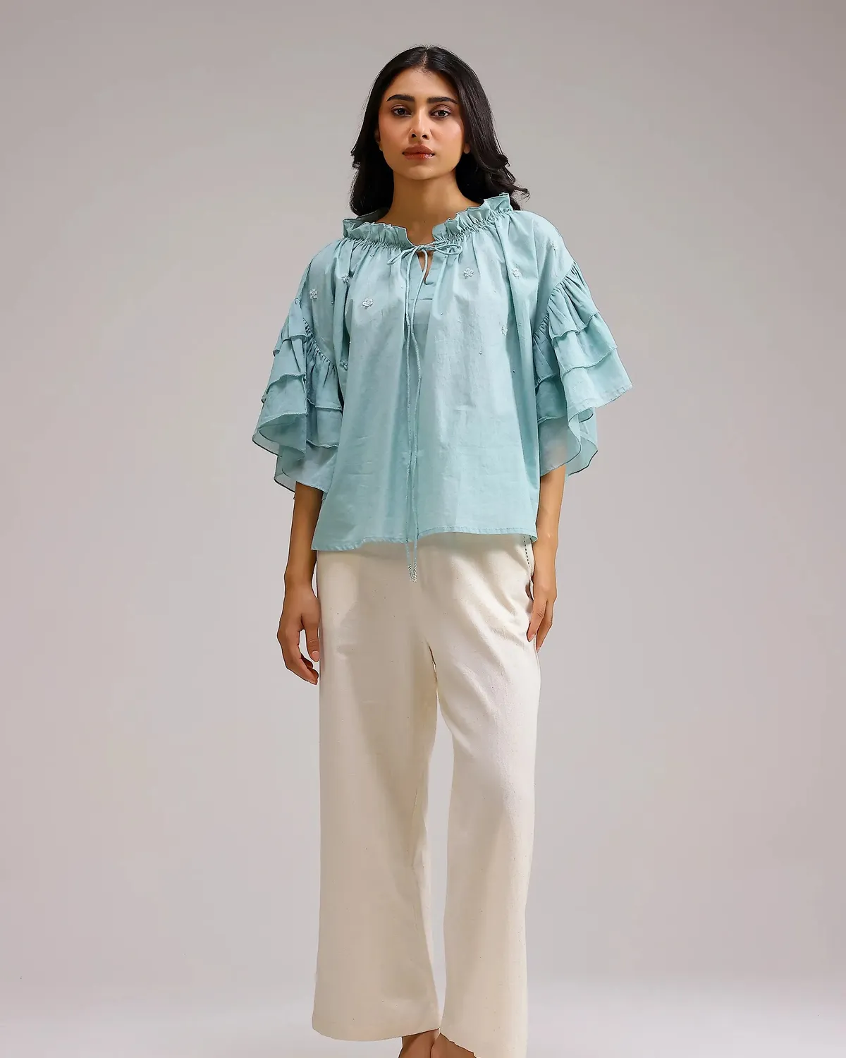Our Dve Whisper Ruffle Top menta ricamato cotone