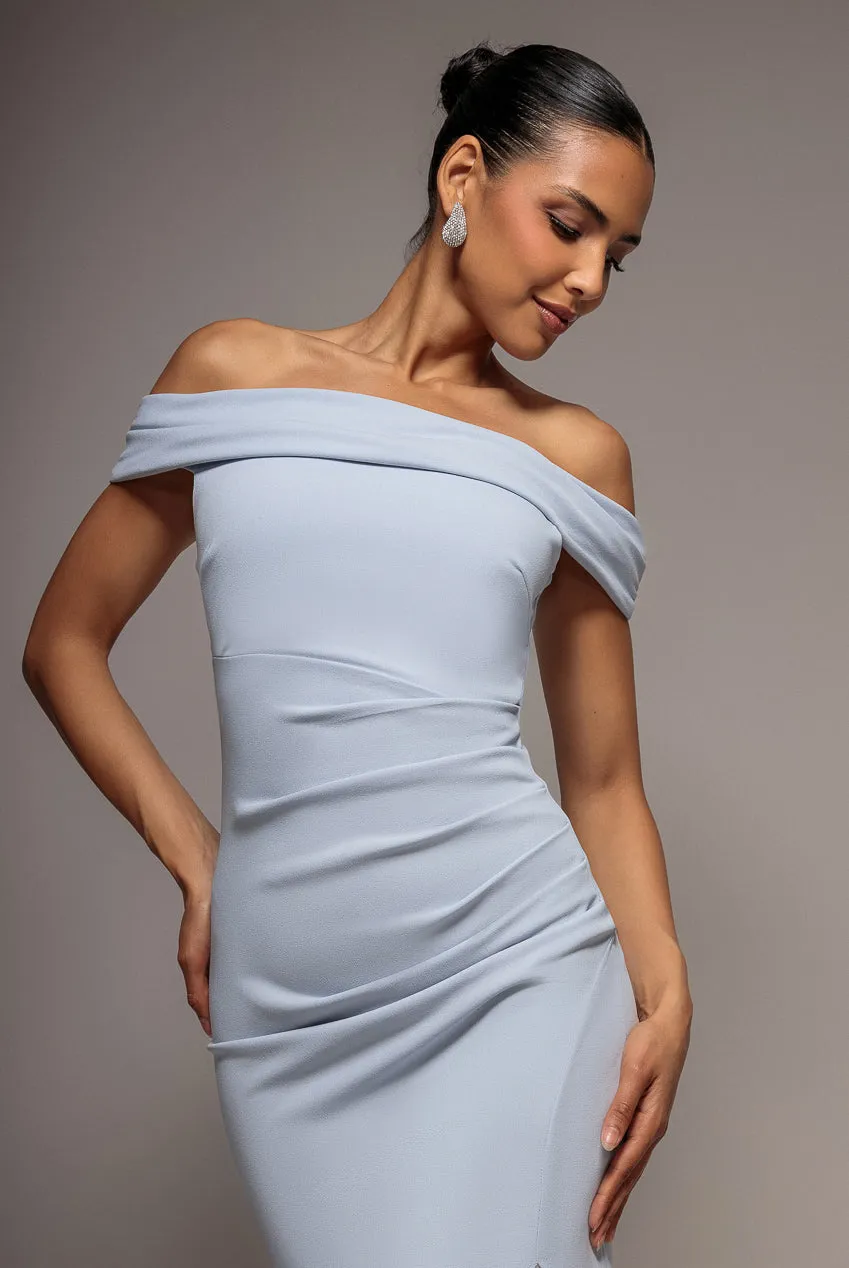 Goddiva Off Shoulder abito lungo azzurro con spacco scuba