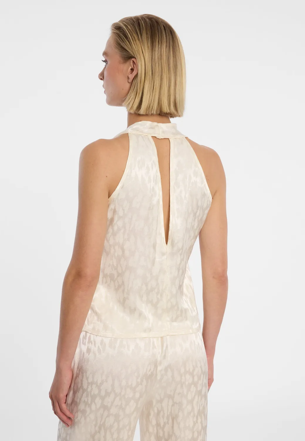 Ana Alcazar Dreya top raso bianco collo a cappuccio
