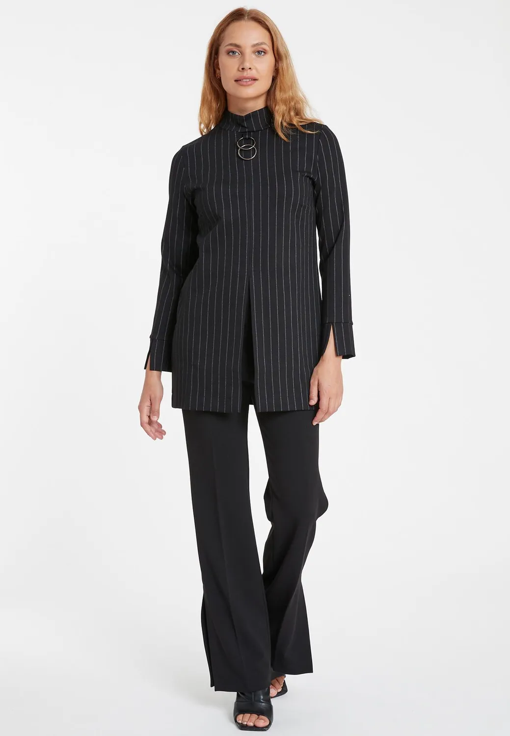 Ana Alcazar Somya top lungo gessato nero business