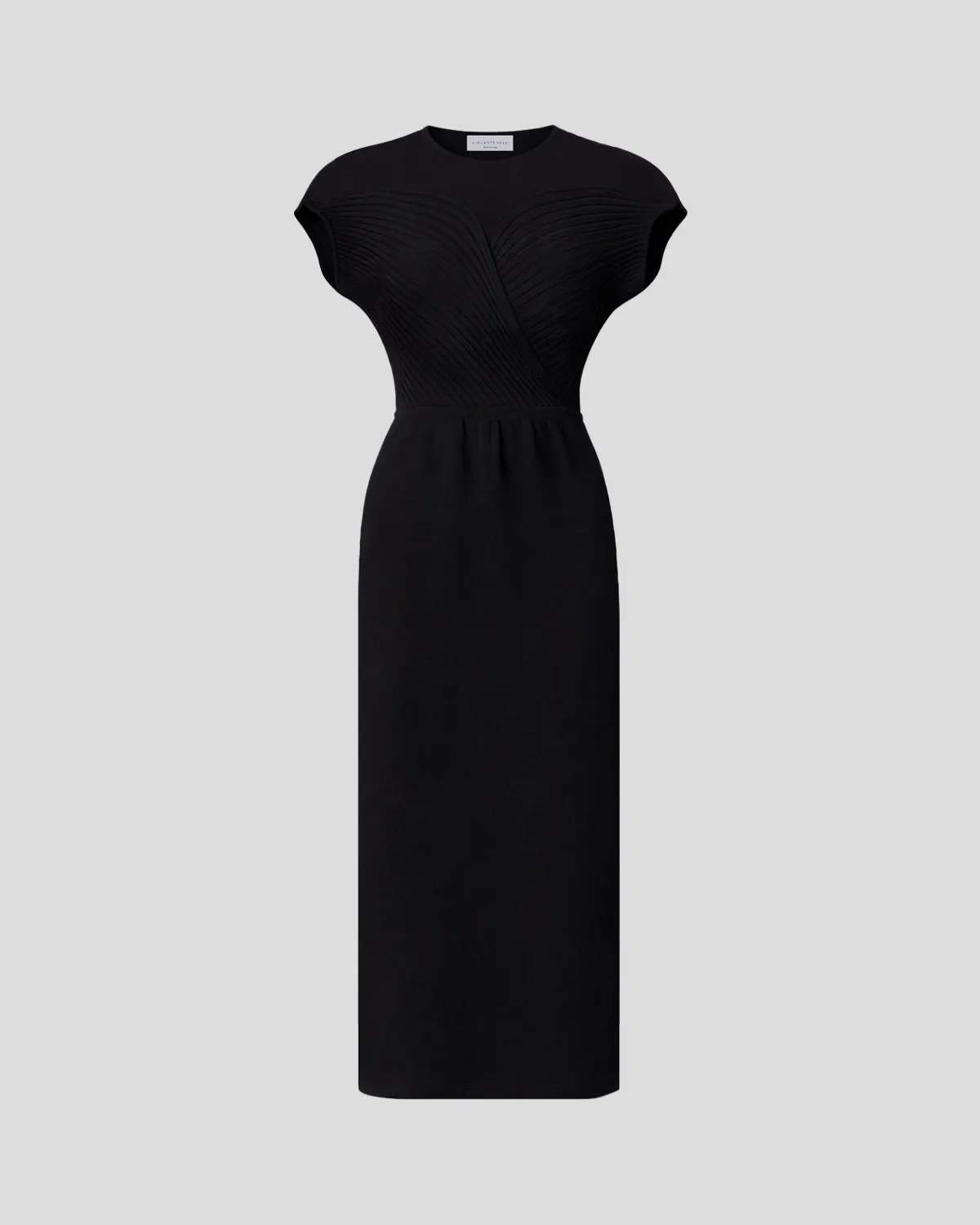 Violante Nessi Accardi abito midi nero scollo cuore maglia