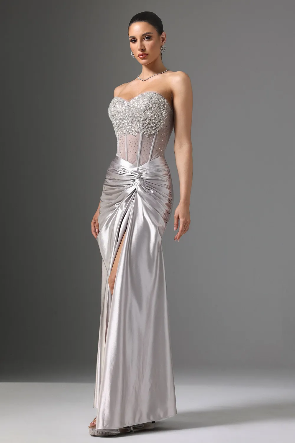 Bella Barnett Denny abito maxi paillettes argento S