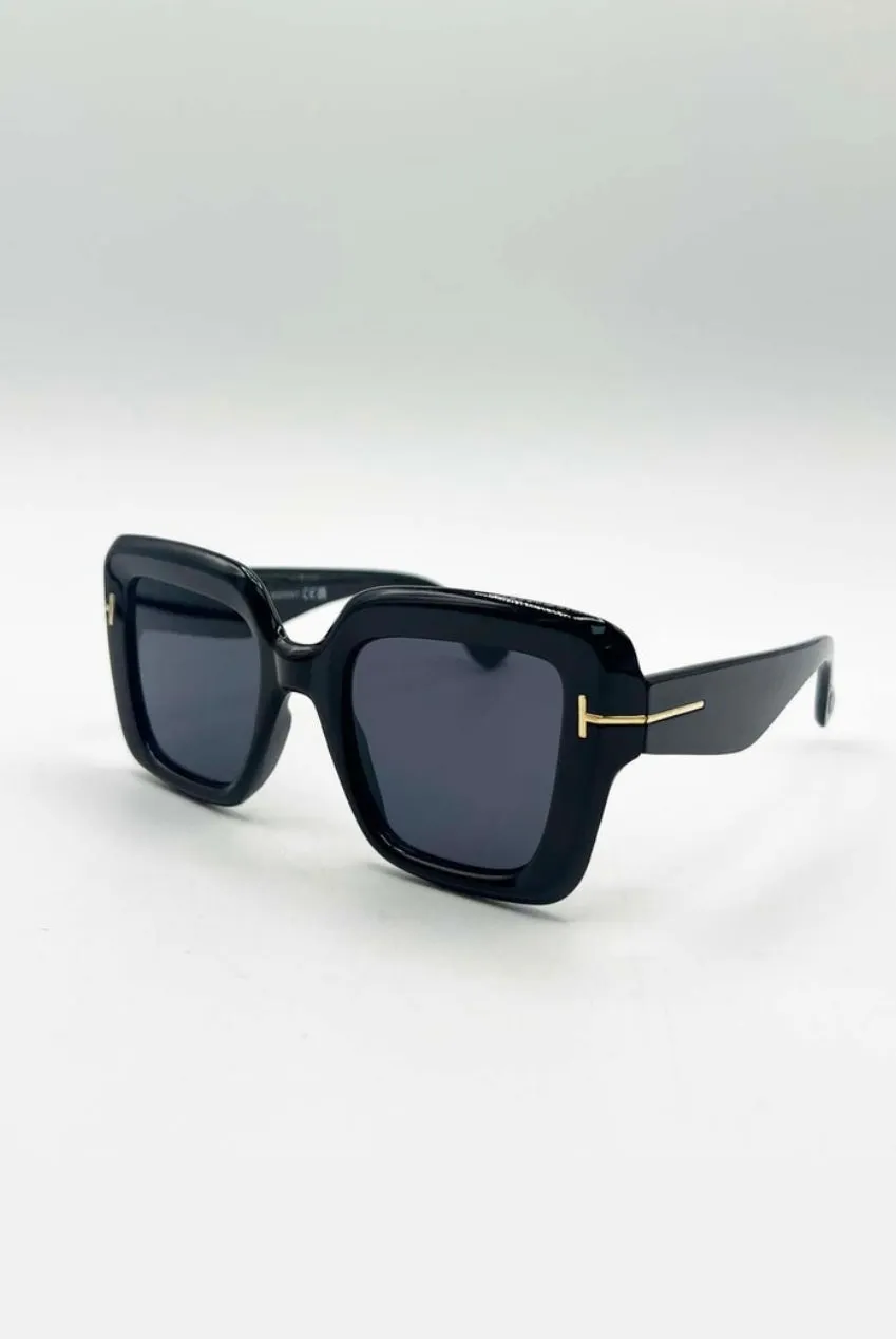 SVNX Bold Square occhiali da sole neri UV400 categoria 3