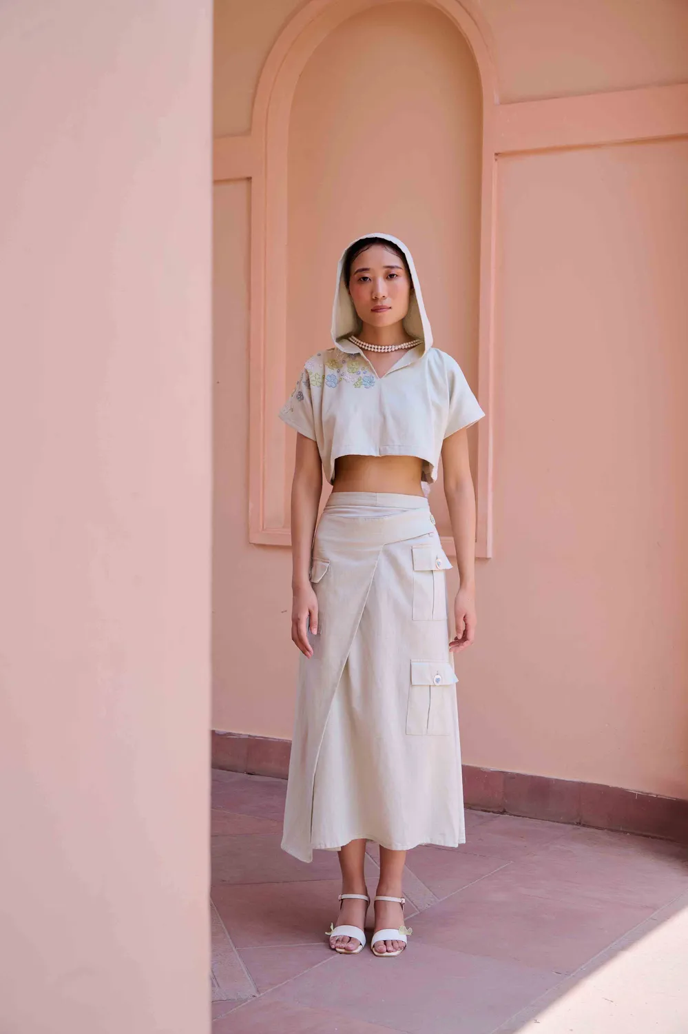 Our Dve Edwin coordinato top gonna grigio