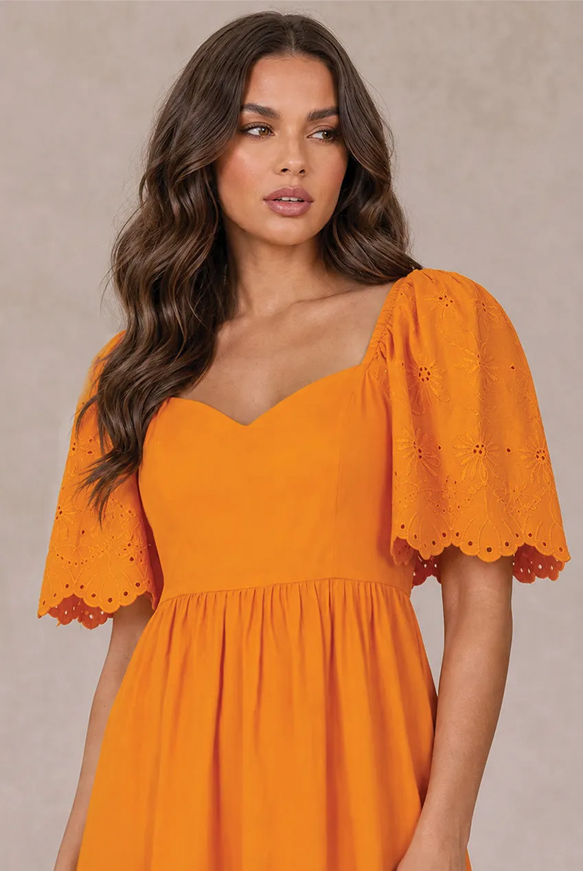 Goddiva Chi Chi London Broderie abito maxi arancione cotone