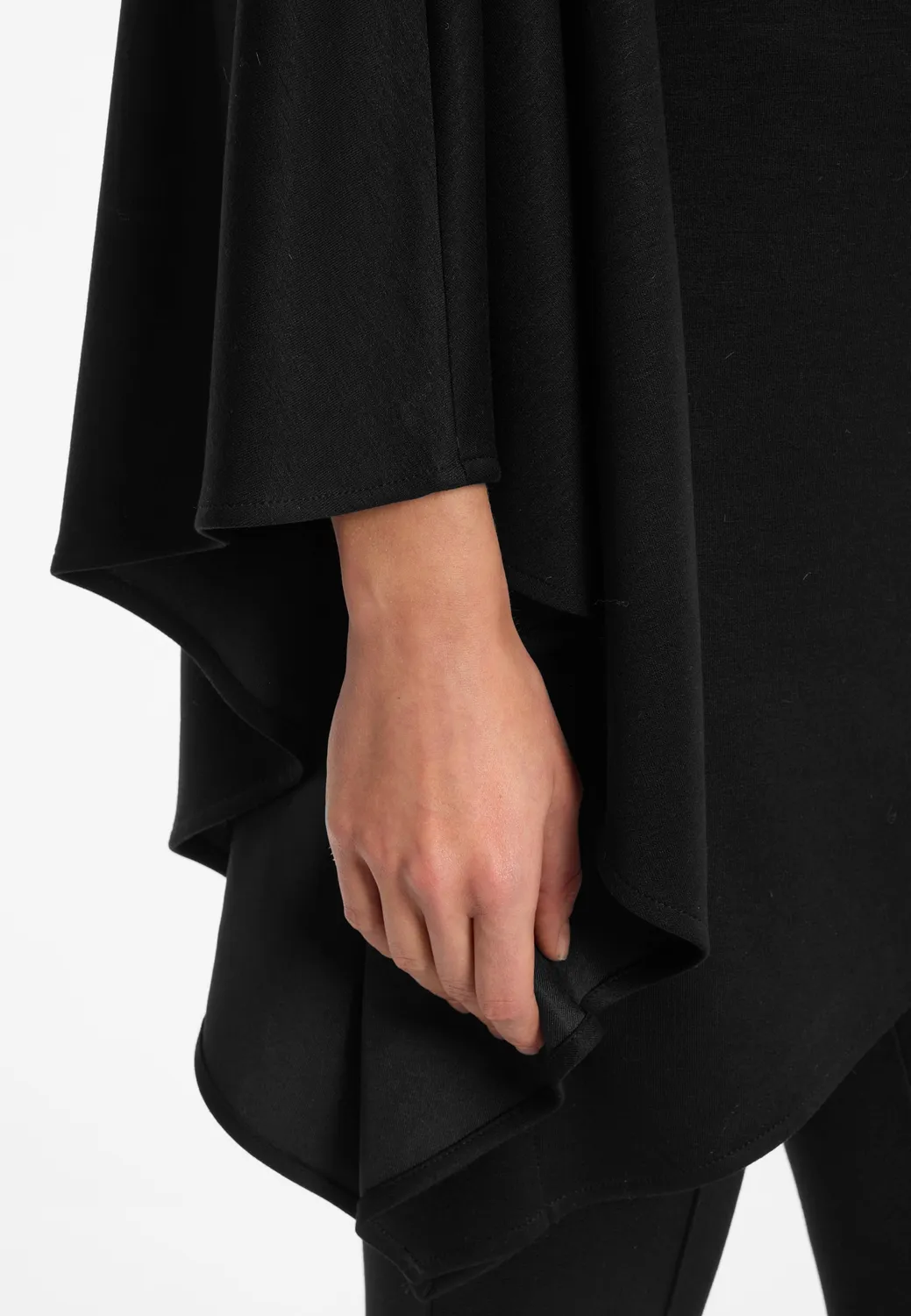 Ana Alcazar Enmelis top asimmetrico nero jersey