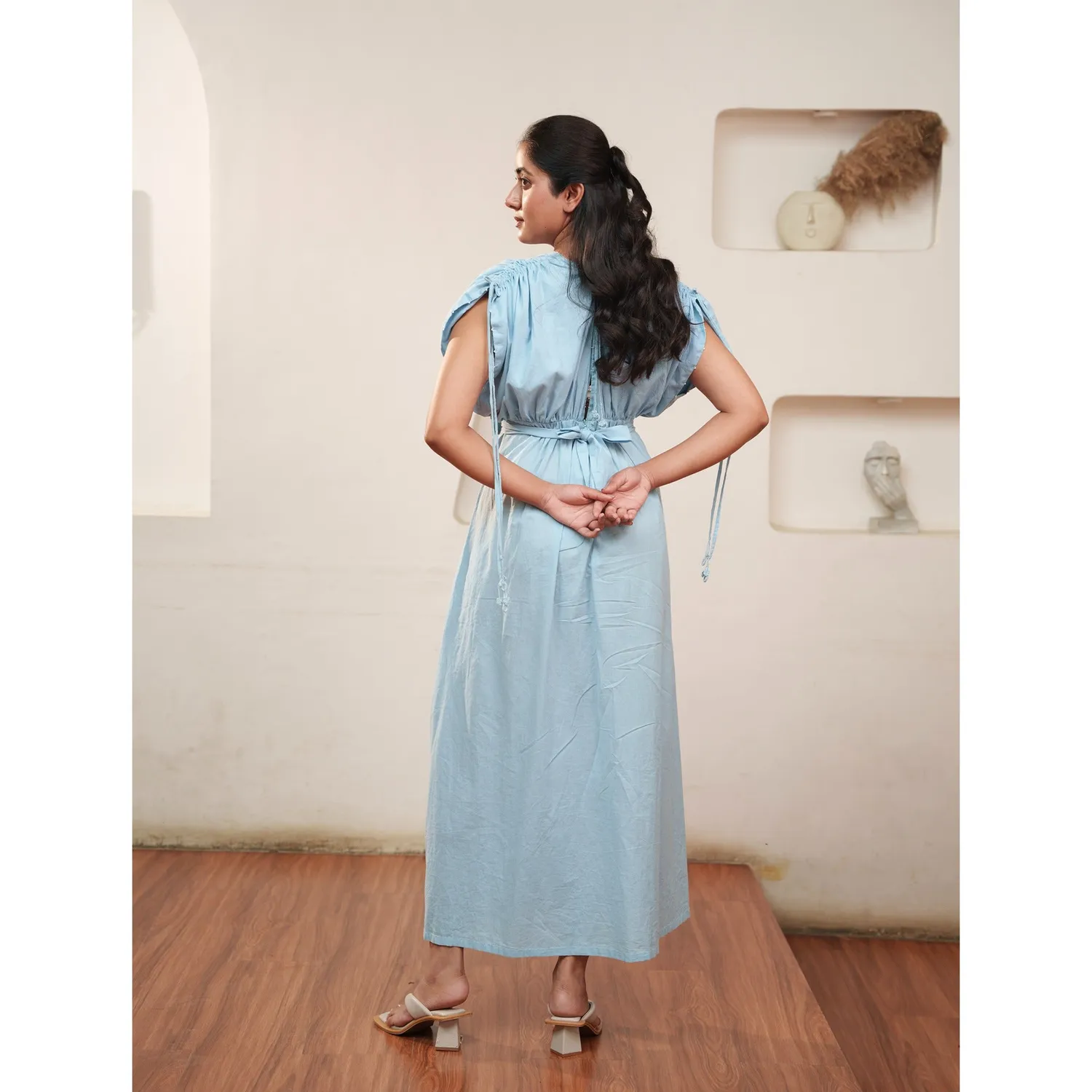 Our Dve Capsule 4 abito lungo blu cotone lacci spalle