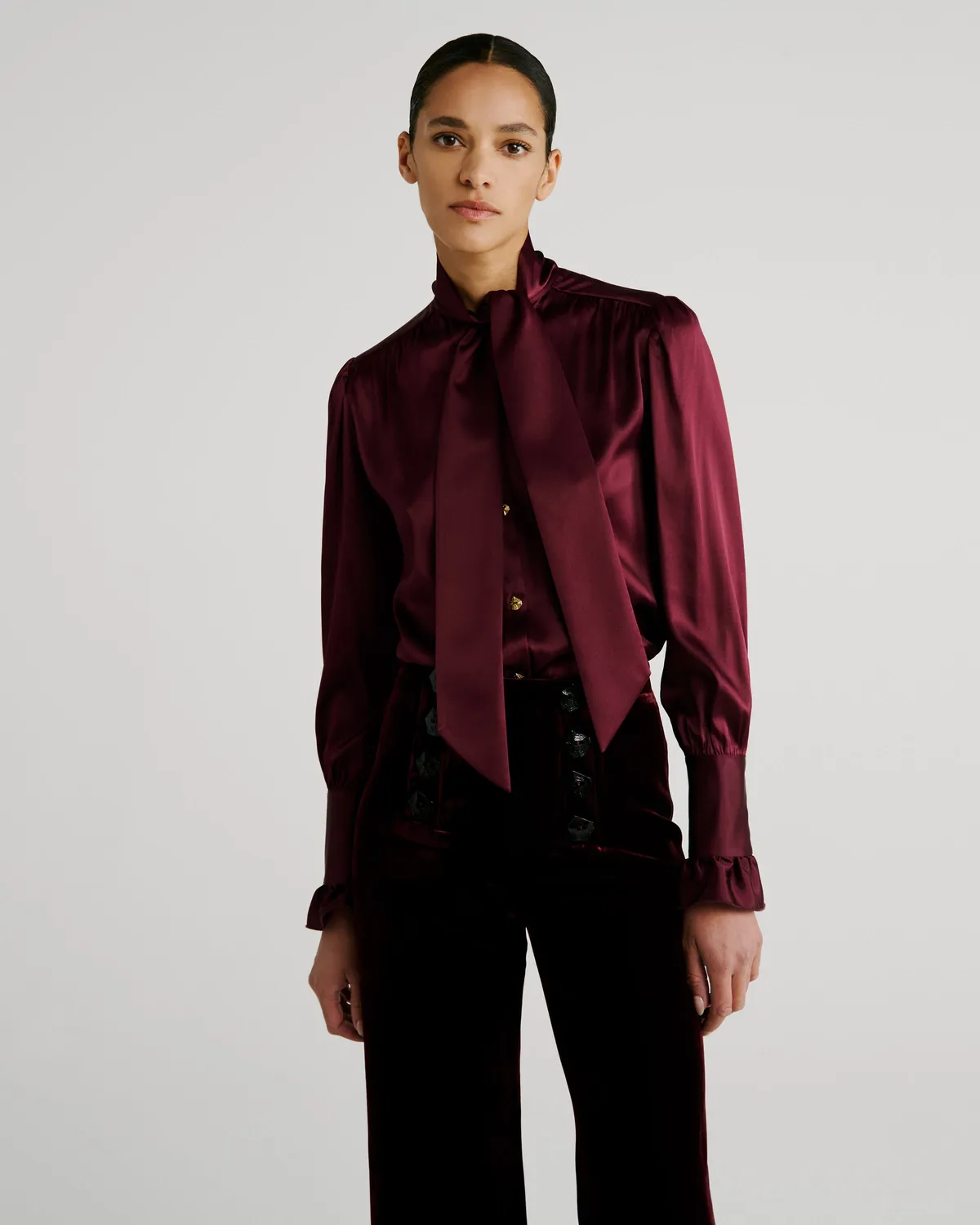 Violante Nessi Ambrosi camicetta bordeaux seta raso
