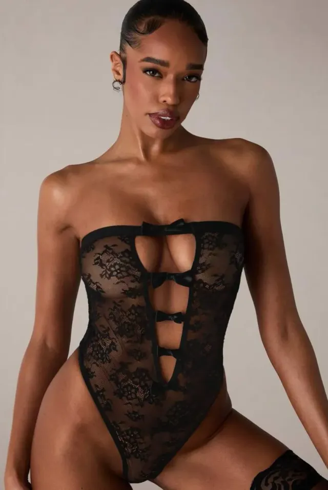 Little Nooks Sabrina Lace Bow body pizzo nero S pizzo floreale
