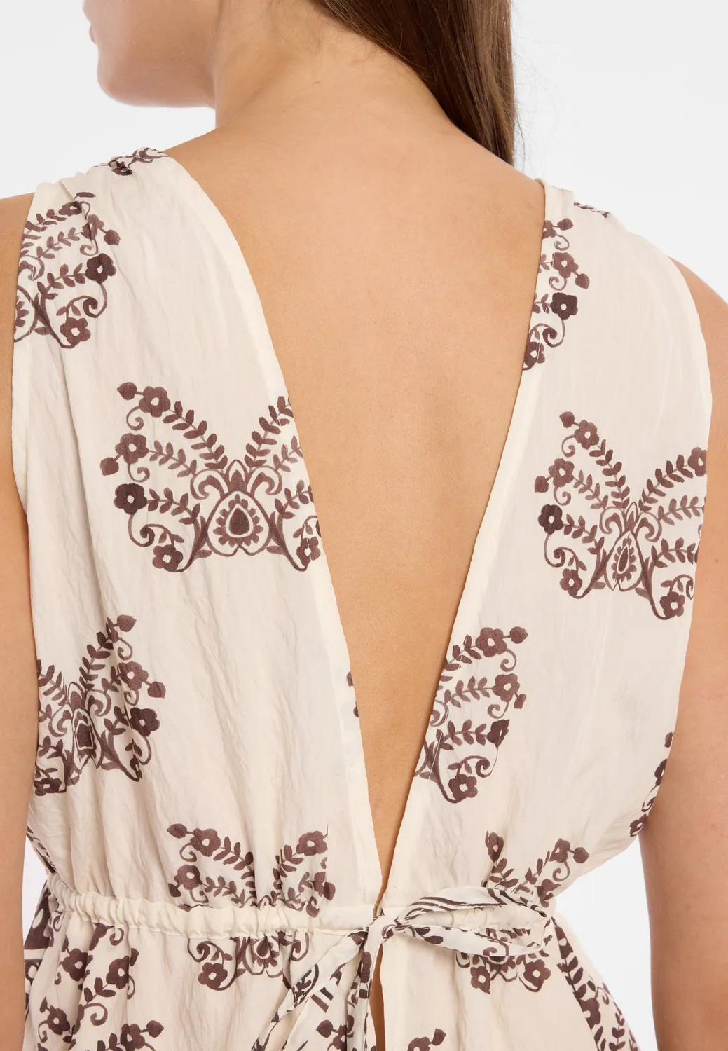 Ana Alcazar Dorella top scollo V paisley marrone
