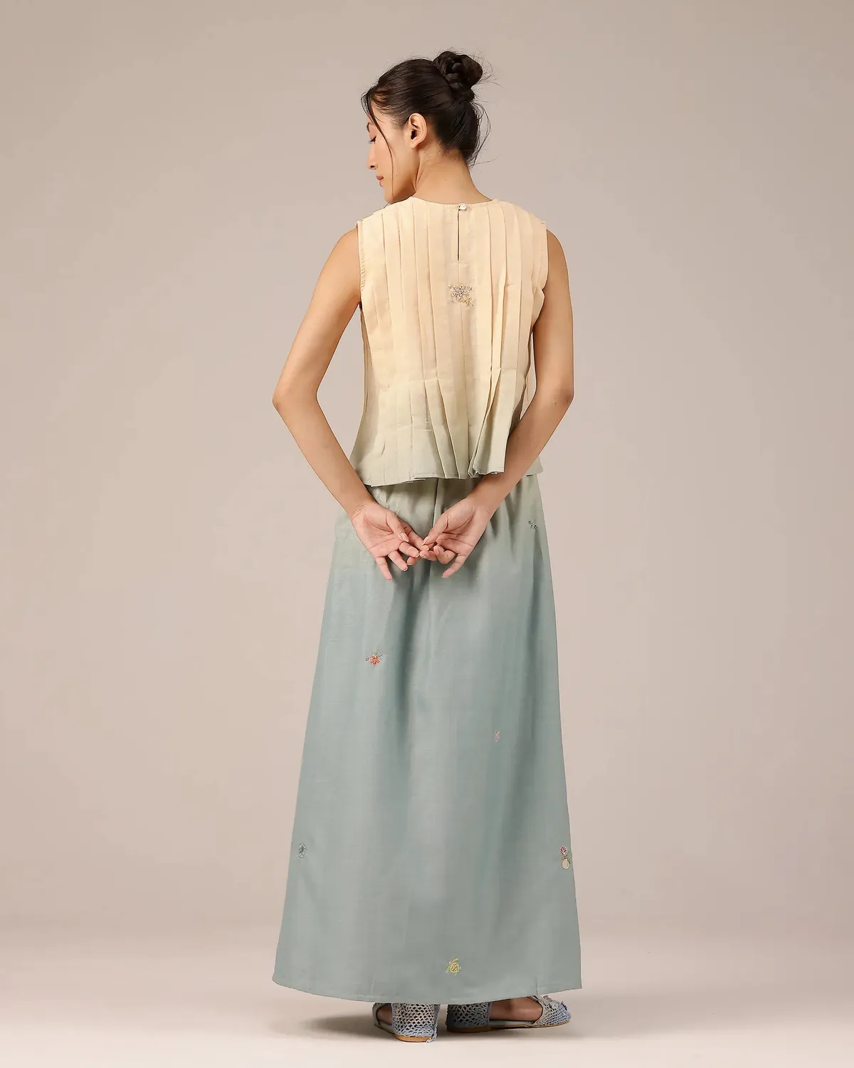 Our Dve Berry Breeze top avorio lino smanicato