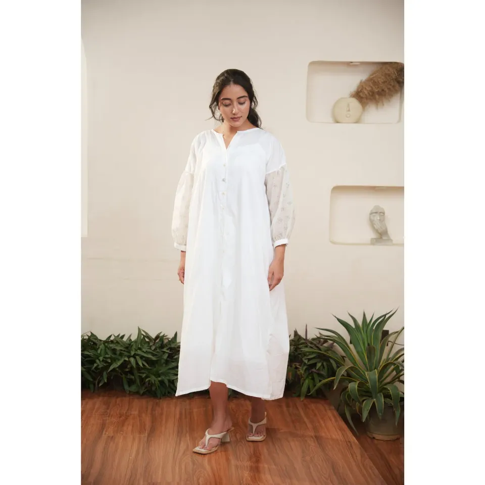 Our Dve Capsule 8 abito bianco cotone chanderi