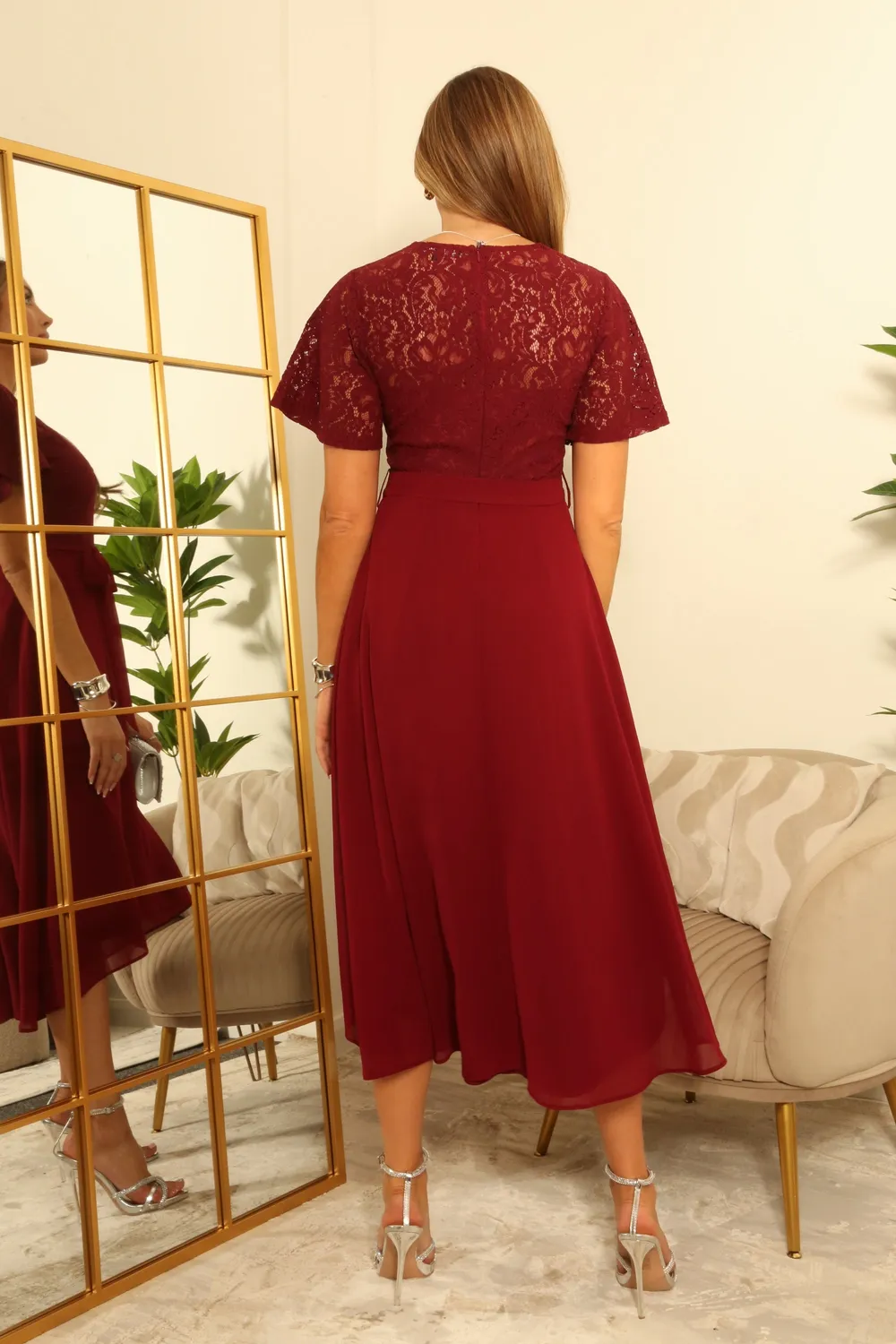 Double Second Lace Wrap abito rosso pizzo midi