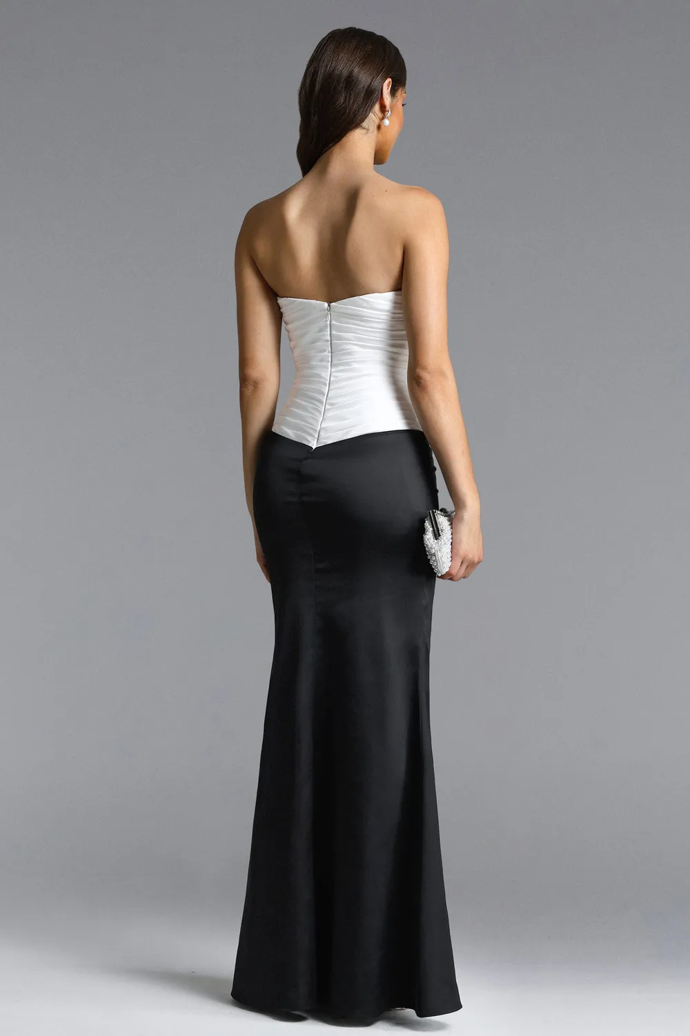 Bella Barnett Diona maxi abito bustier nero bianco satin