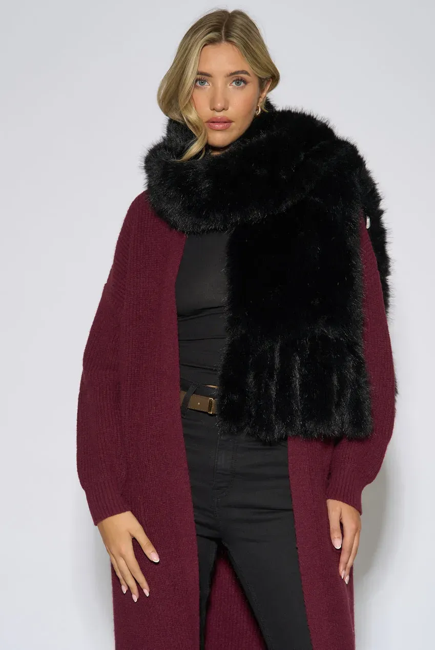 Gini London Faux Fur sciarpa nera con nappe
