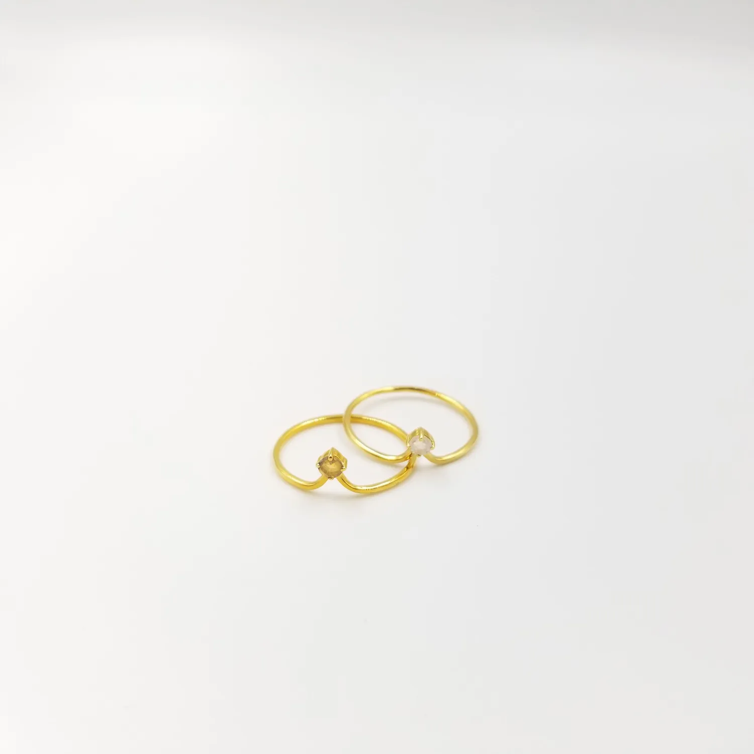 Our Dve Daisy anello moonstone oro 18kt argento