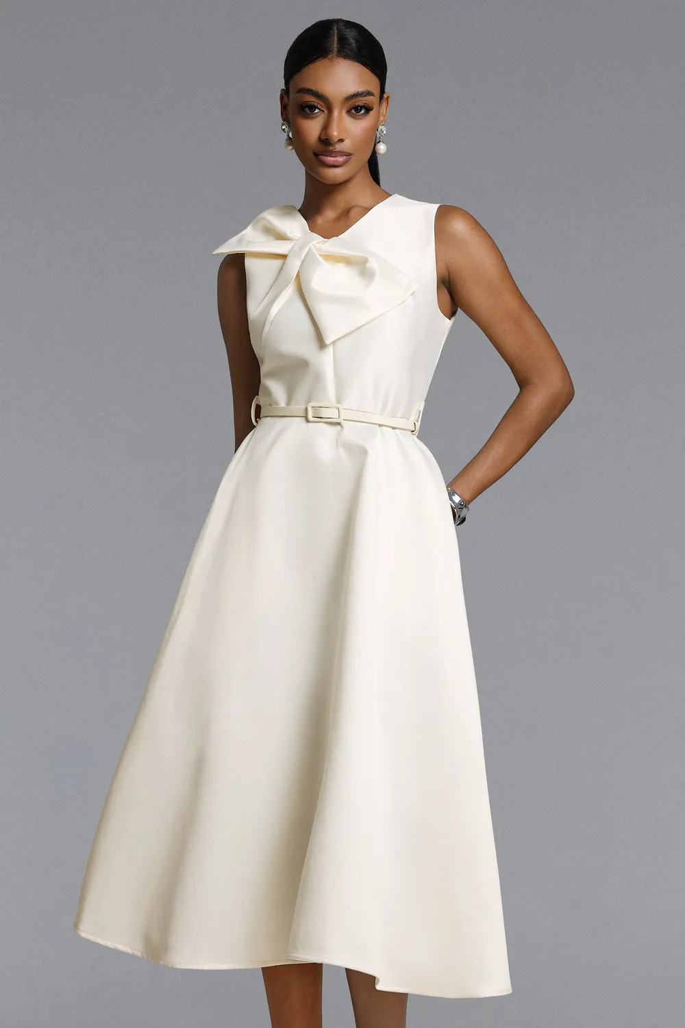 Bella Barnett Fallon abito midi bianco smanicato S-XL