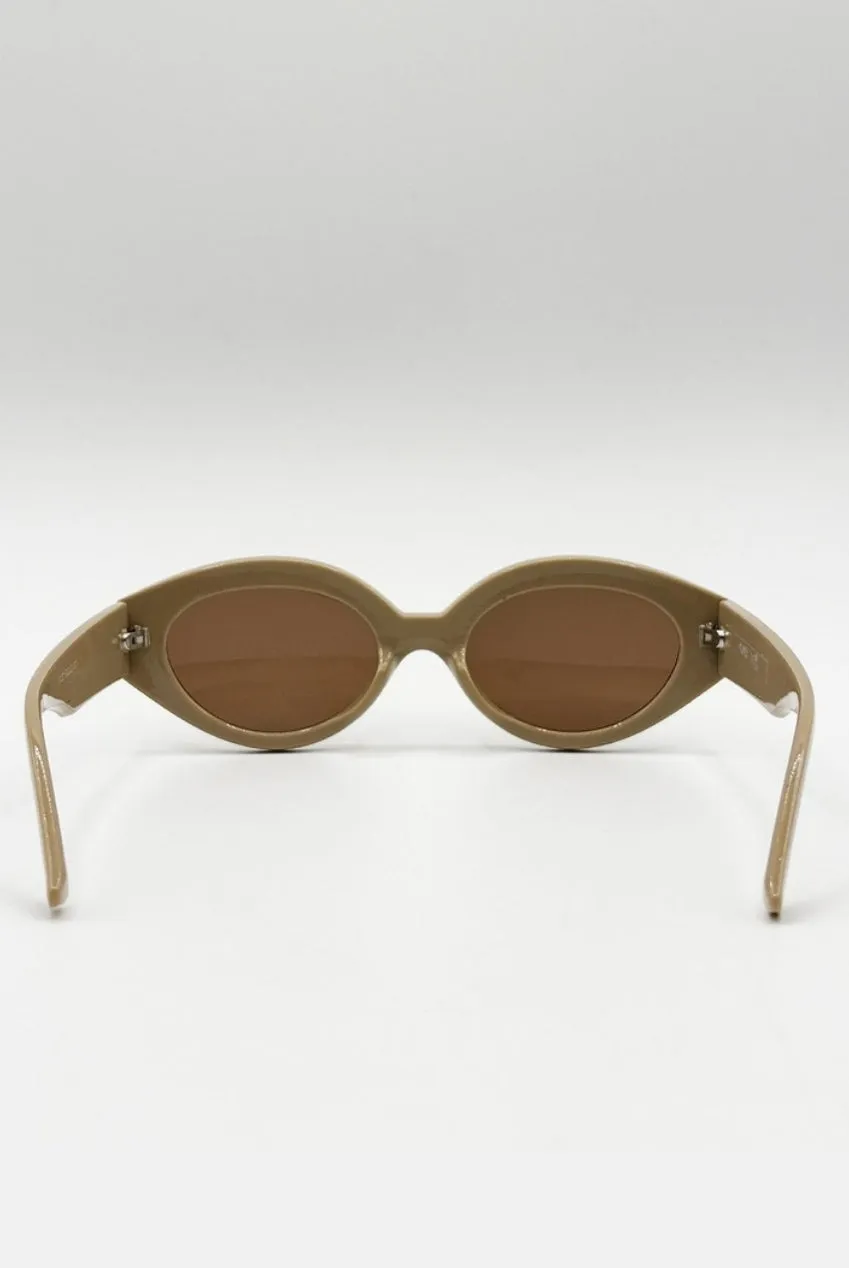 SVNX Retro Small Oval occhiali da sole beige lenti marroni