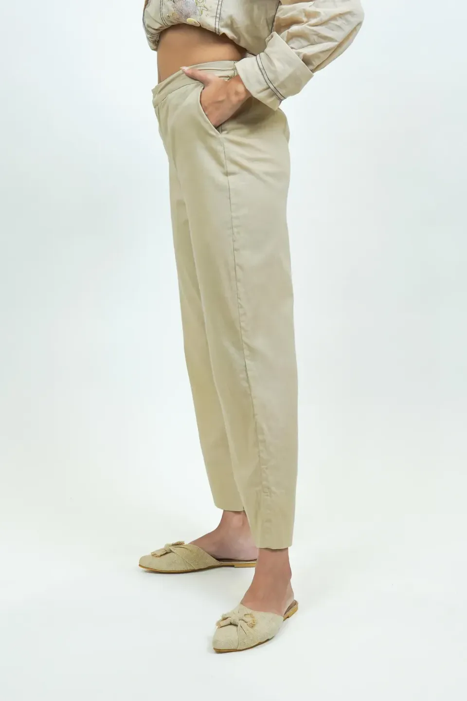 Our Dve S0026 pantaloni cotone avorio