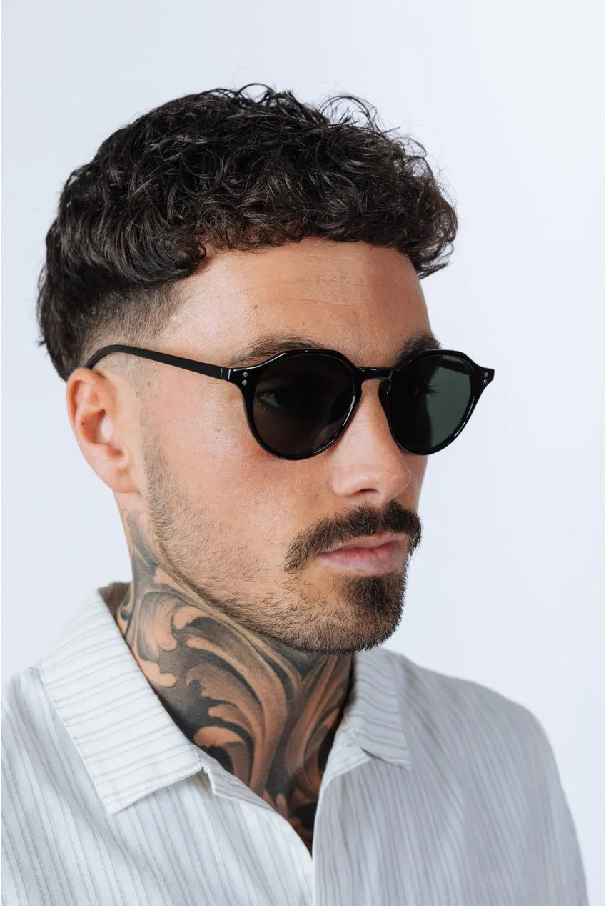 SVNX Preppy occhiali da sole verdi montatura plastica