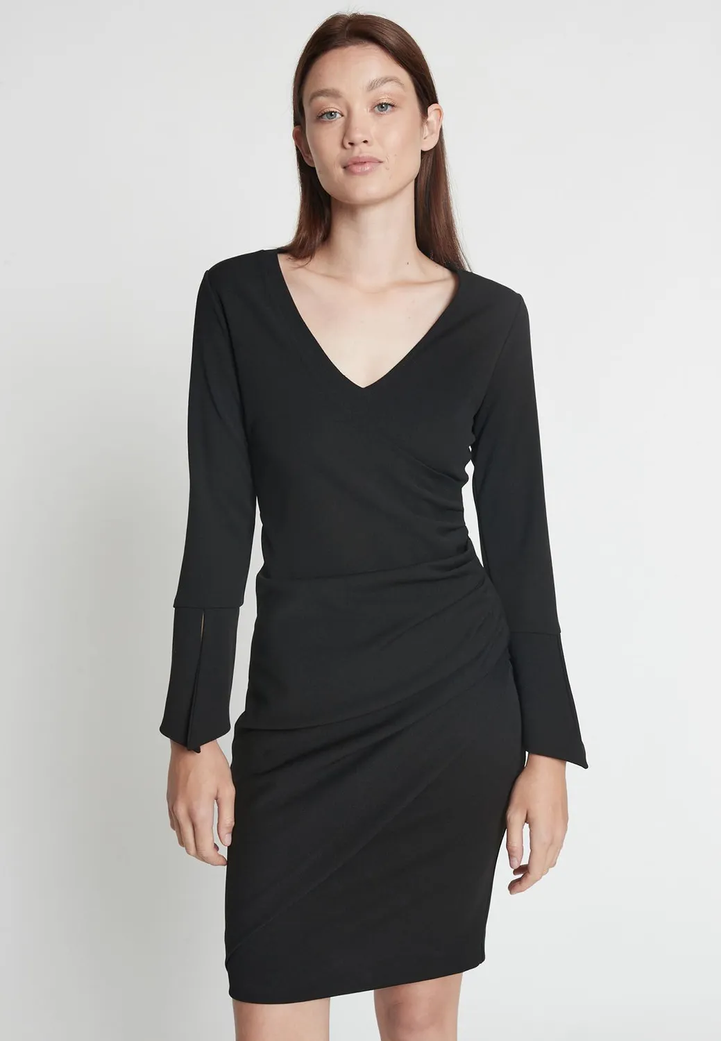 Ana Alcazar Mekana tubino nero drappeggio scollo V
