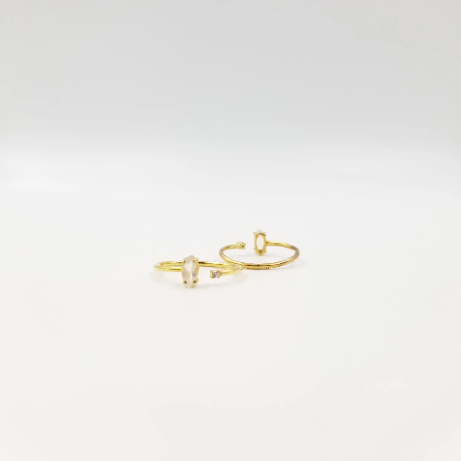 Our Dve Lily anello moonstone oro 18kt misura USA